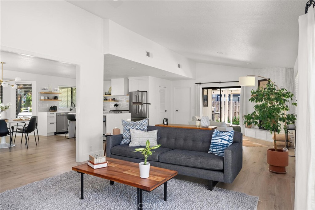 1514 Lazy Trail Drive