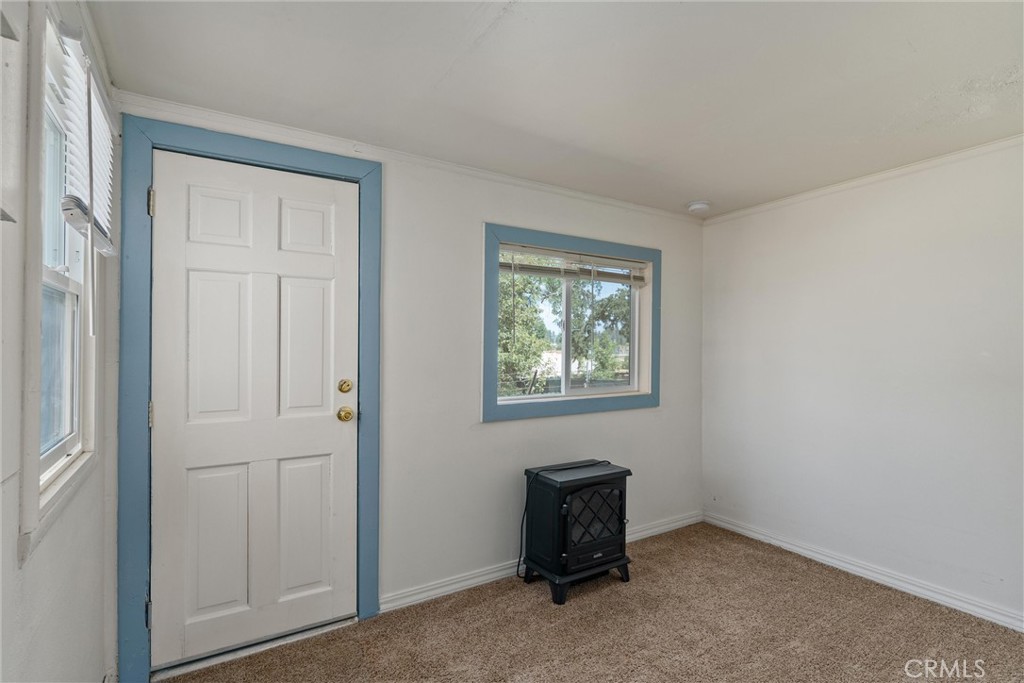 5577 Almond Street 1