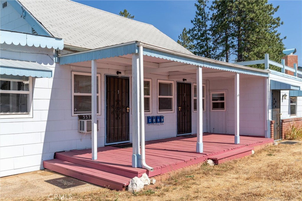 5577 Almond Street 1