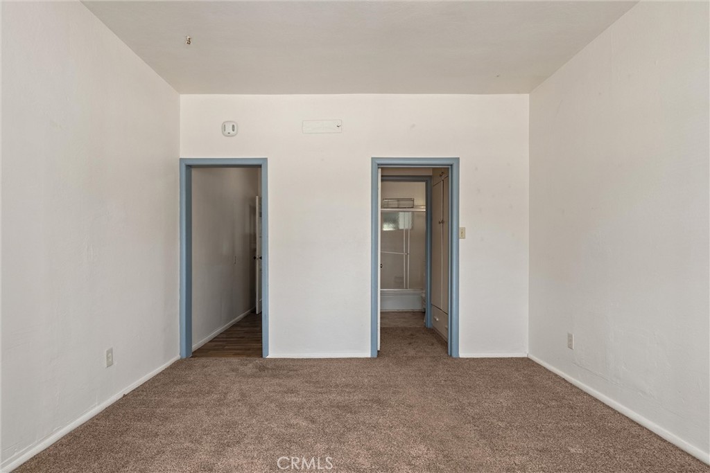 5577 Almond Street 1