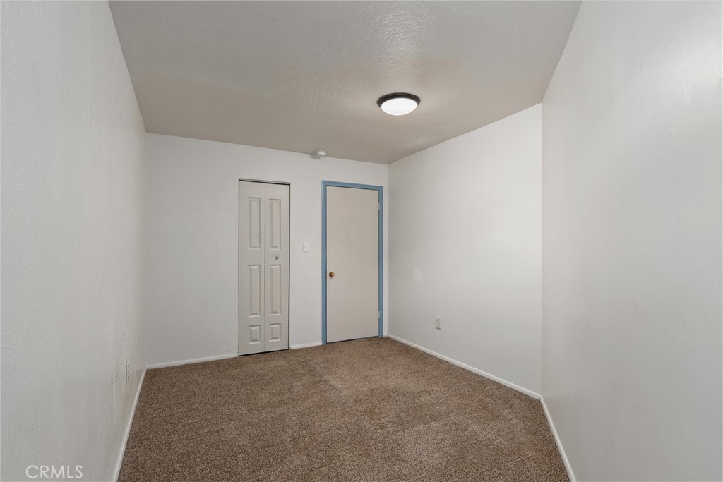 5577 Almond Street 1