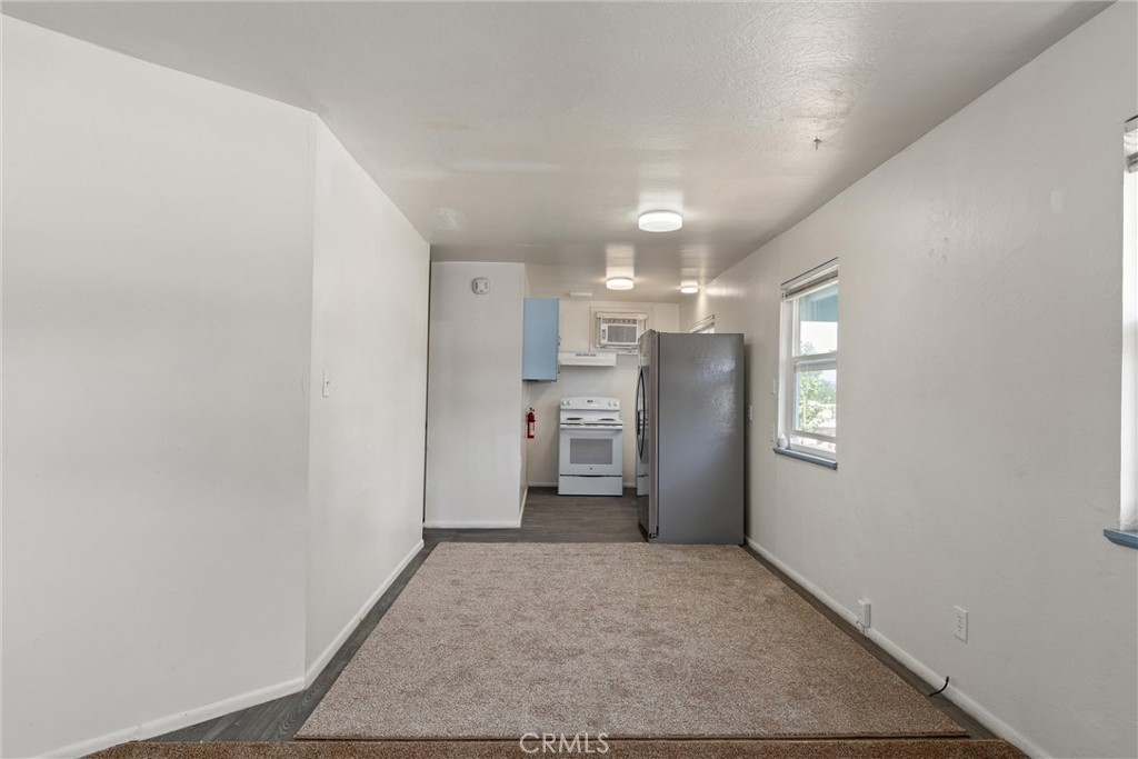 5577 Almond Street 1