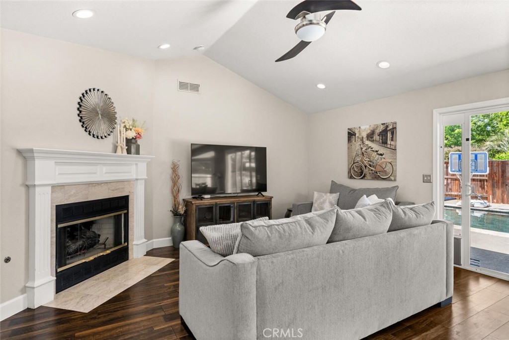 2376 Sausalito Street