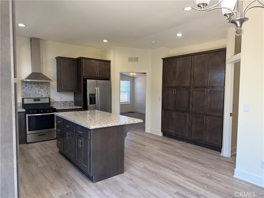 506 Montgomery Place