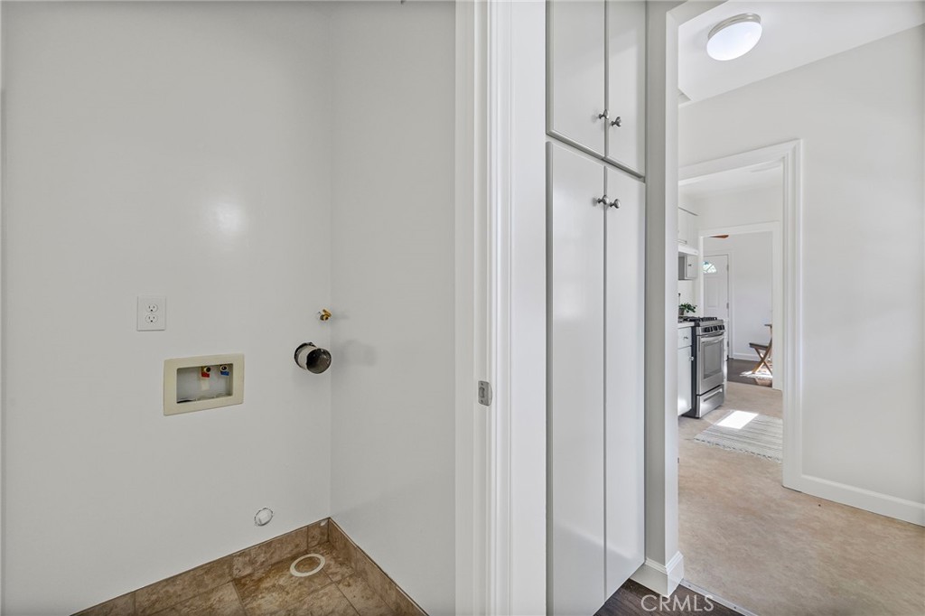 438 W 6th Avenue