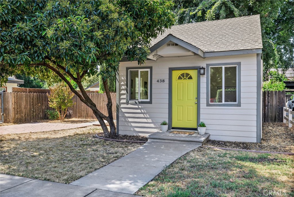 438 W 6th Avenue