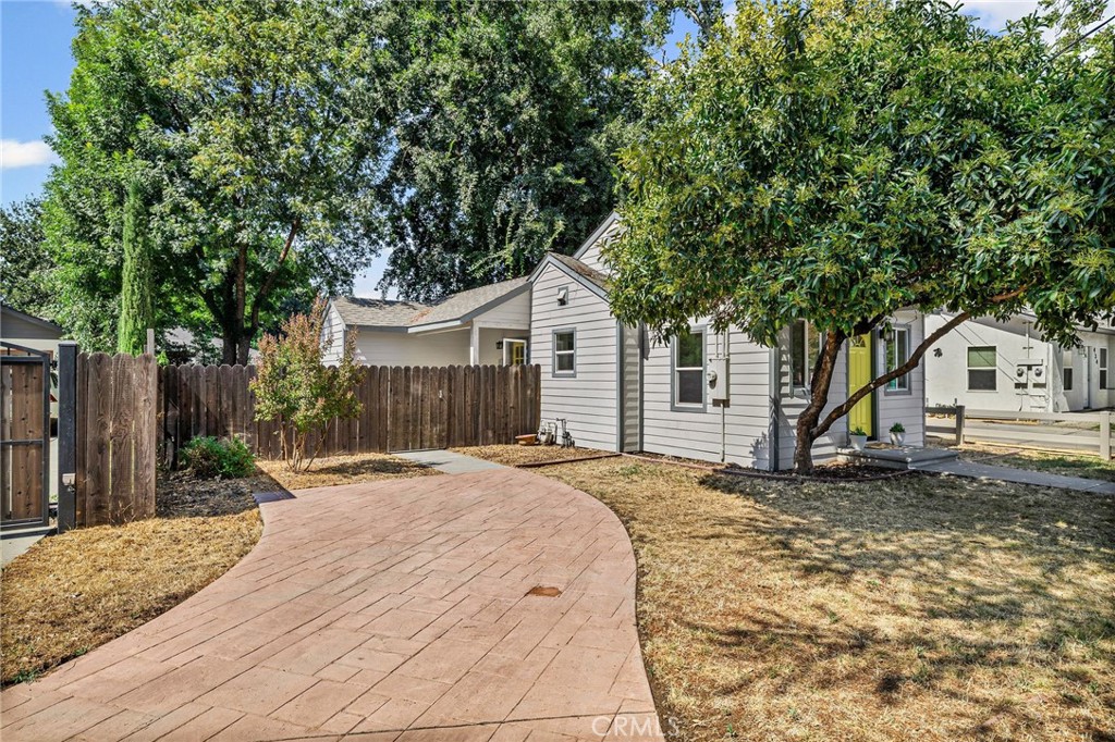438 W 6th Avenue