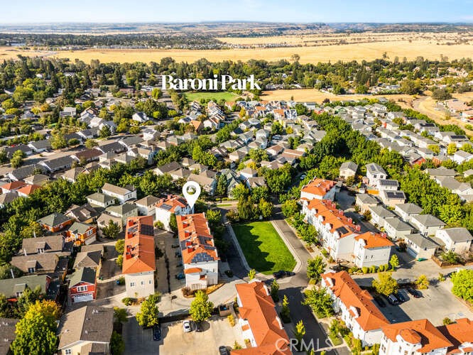 2234 Hutchinson Street