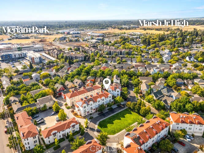 2234 Hutchinson Street