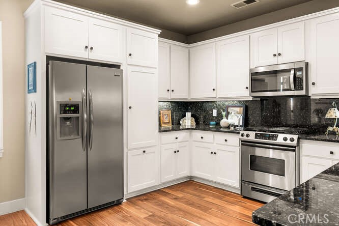 2234 Hutchinson Street