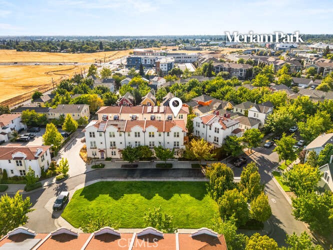 2234 Hutchinson Street