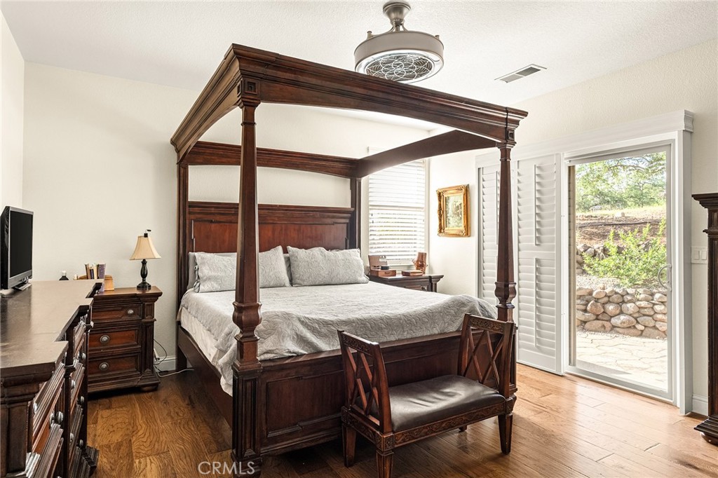 3560 Shadowtree