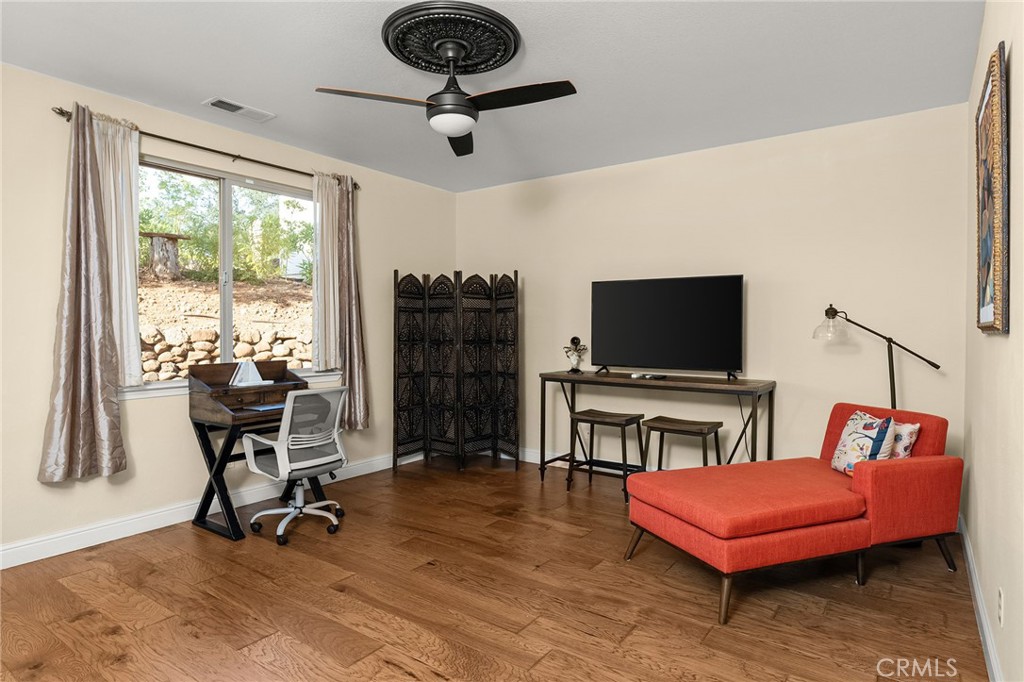 3560 Shadowtree
