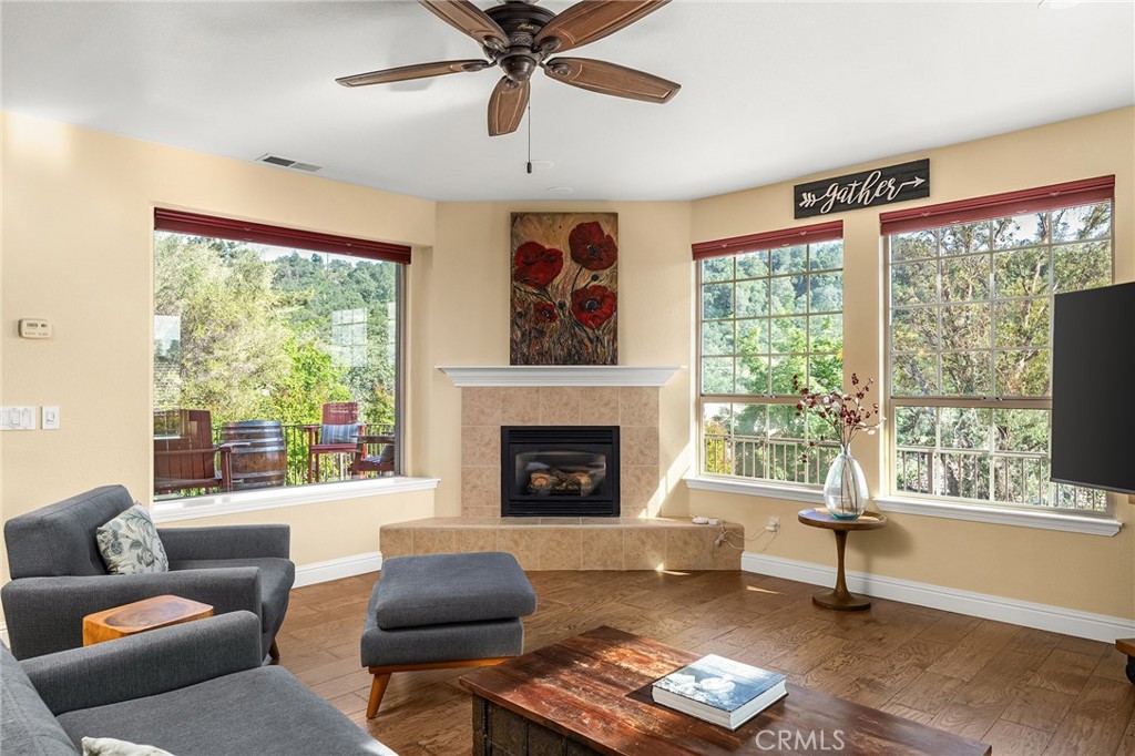 3560 Shadowtree