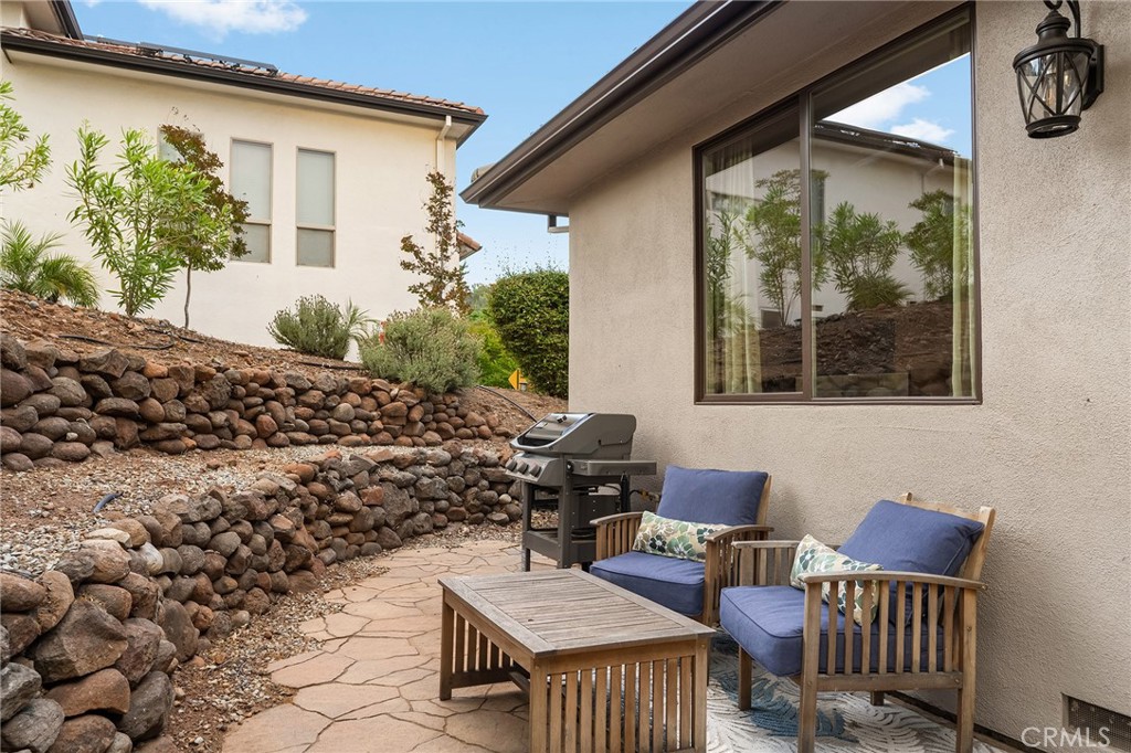 3560 Shadowtree
