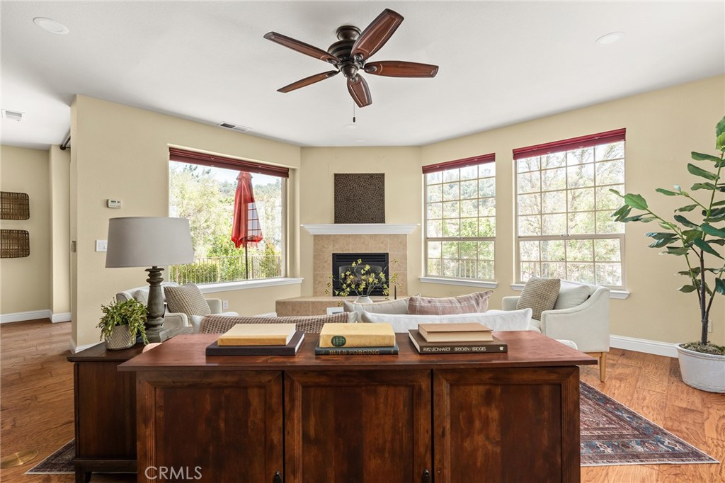 3560 Shadowtree
