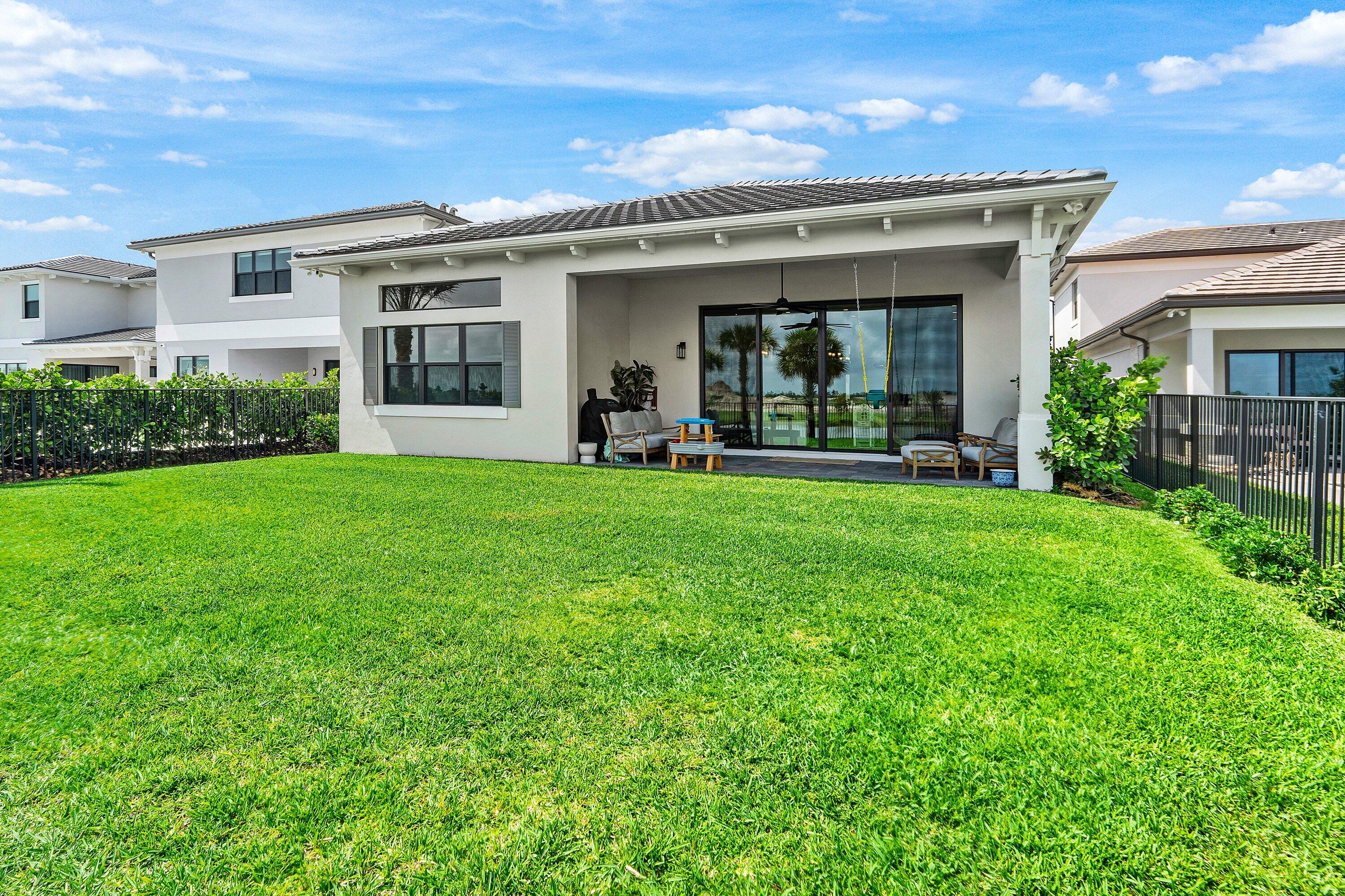 13207 Feathering Way