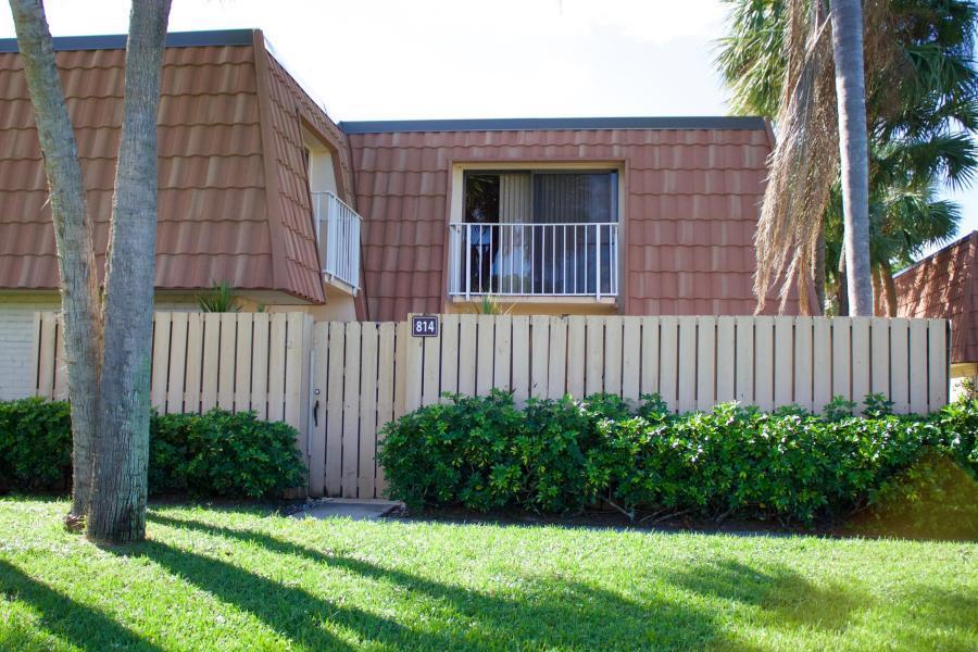 814 Blue Ridge Circle 814
