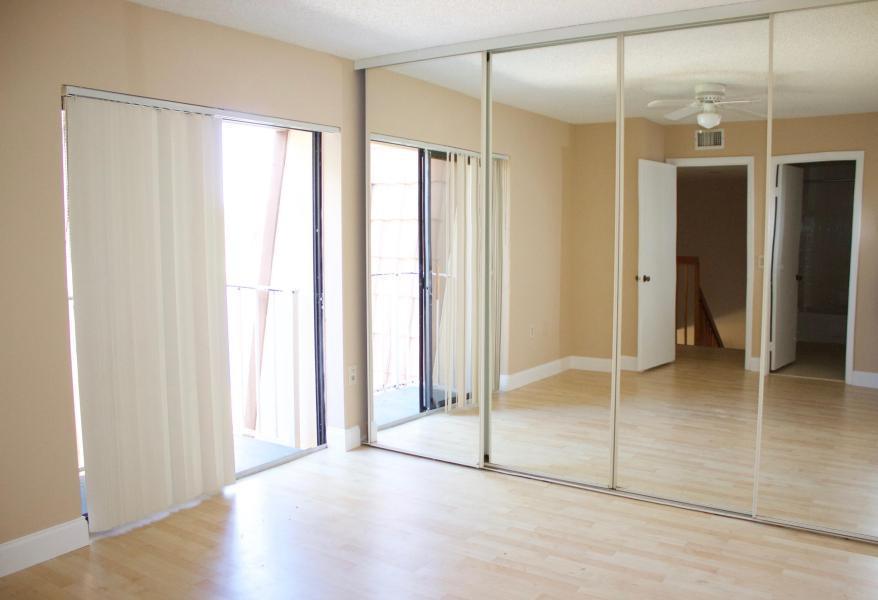 814 Blue Ridge Circle 814