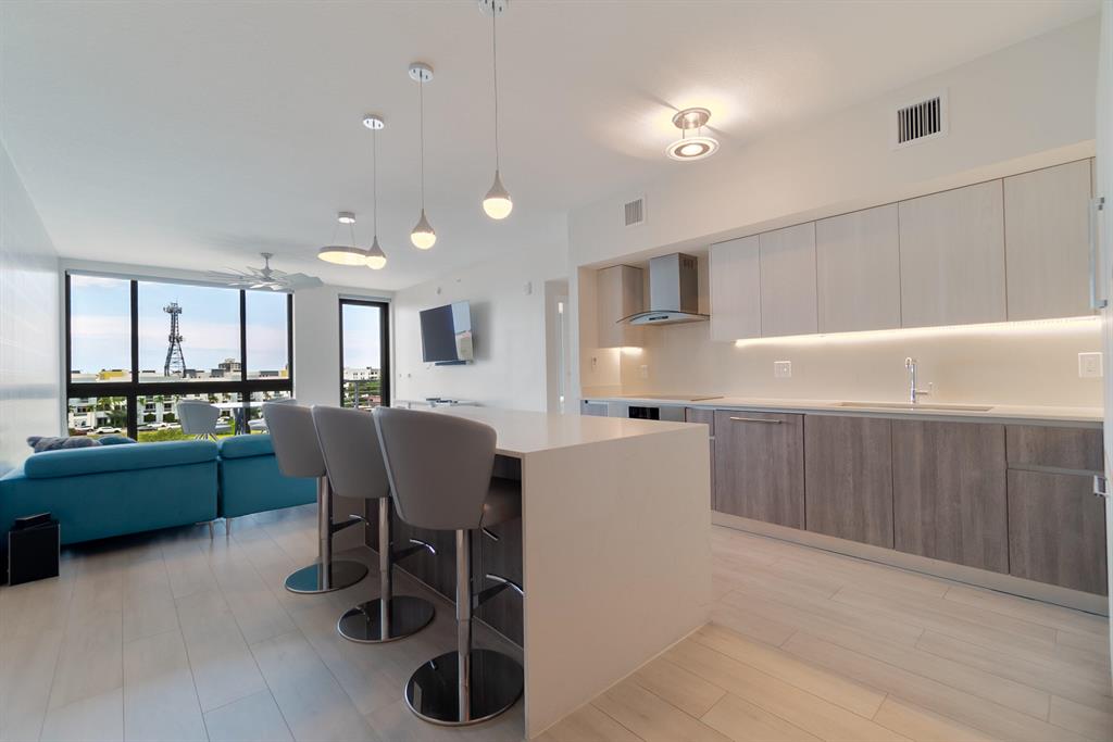 111 SE 1st Avenue Unit: 510