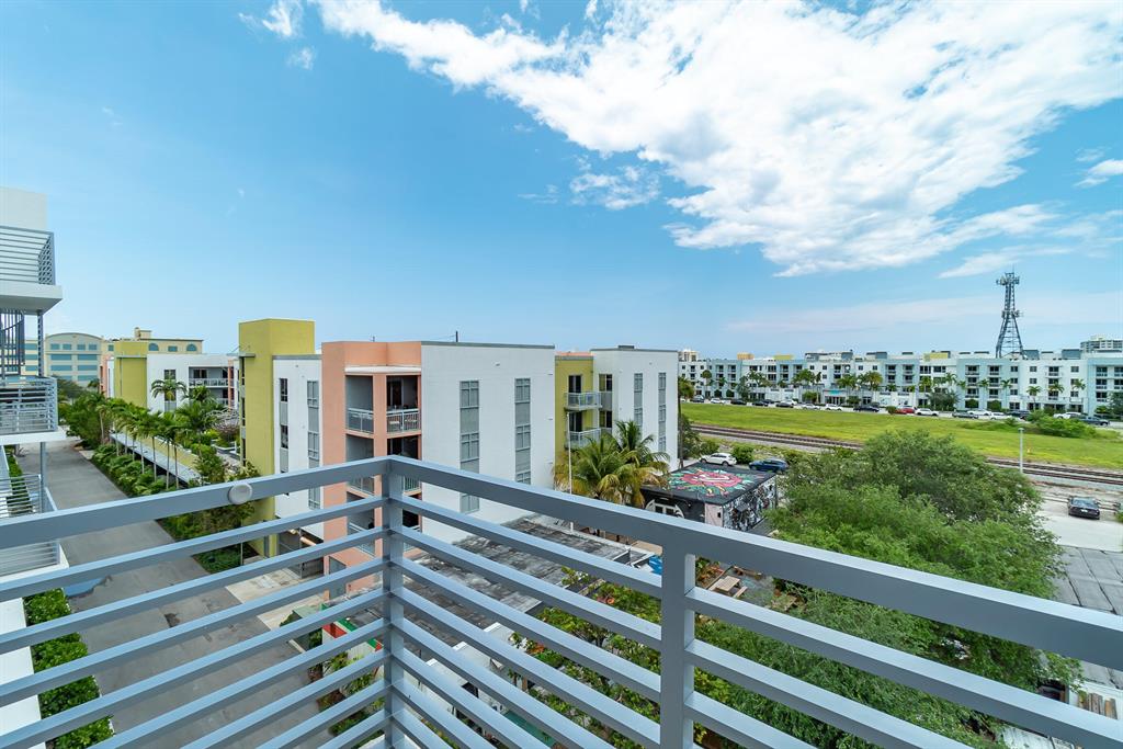 111 SE 1st Avenue Unit: 510