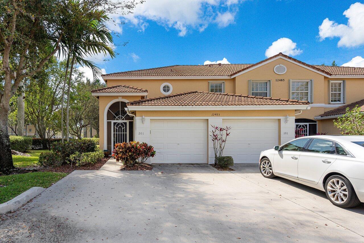 12485 Crystal Pointe Drive Unit: 201