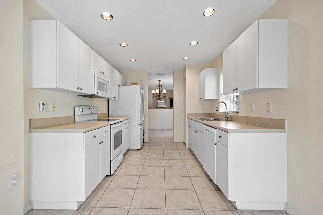 12485 Crystal Pointe Drive Unit: 201