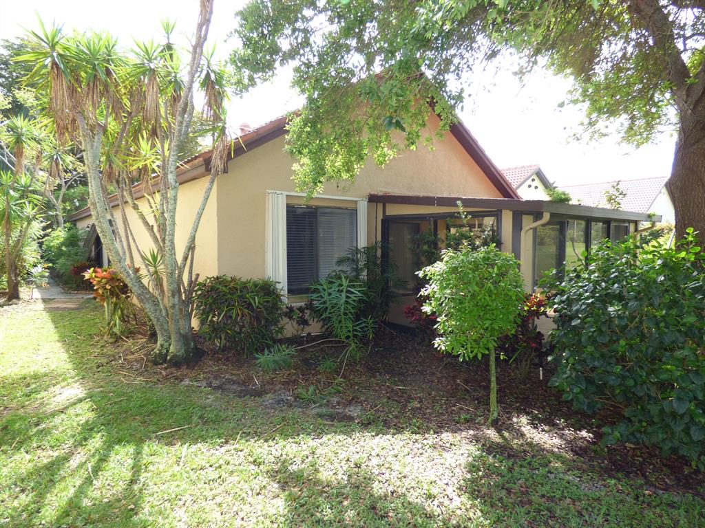 33 Ironwood Way N
