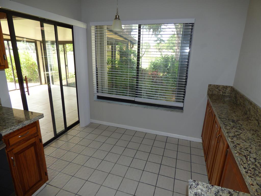 33 Ironwood Way N