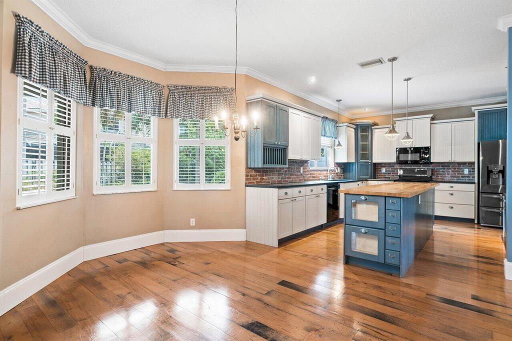 7432 Prescott Lane