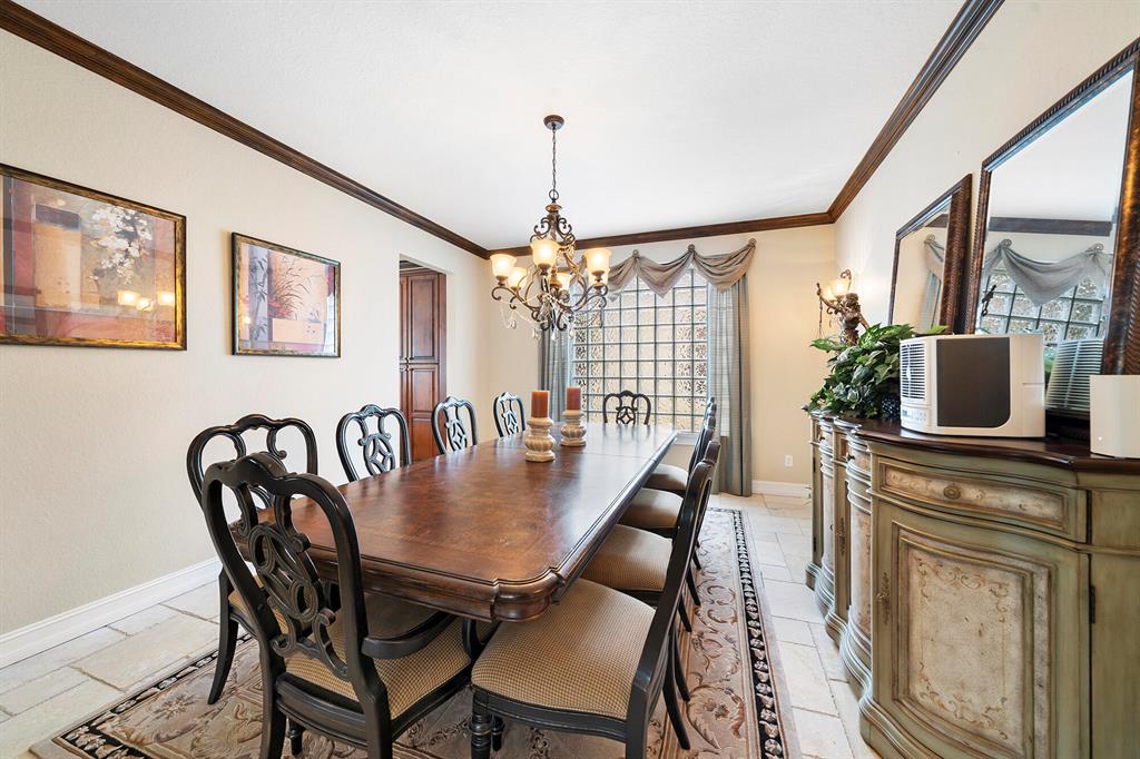 8872 Maple Hill Court