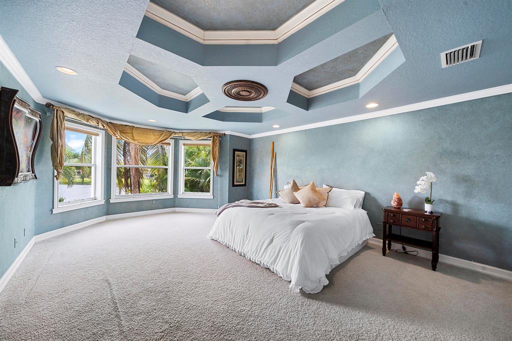 8872 Maple Hill Court