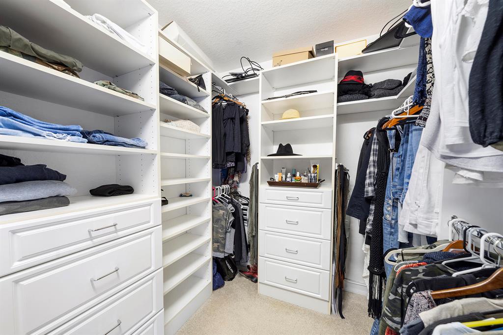 8872 Maple Hill Court
