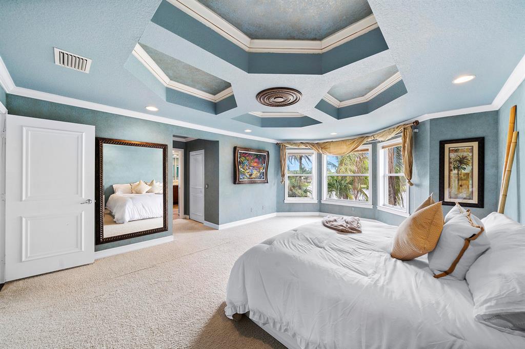 8872 Maple Hill Court