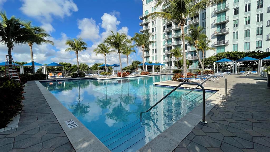 300 S Australian Avenue Unit: 613