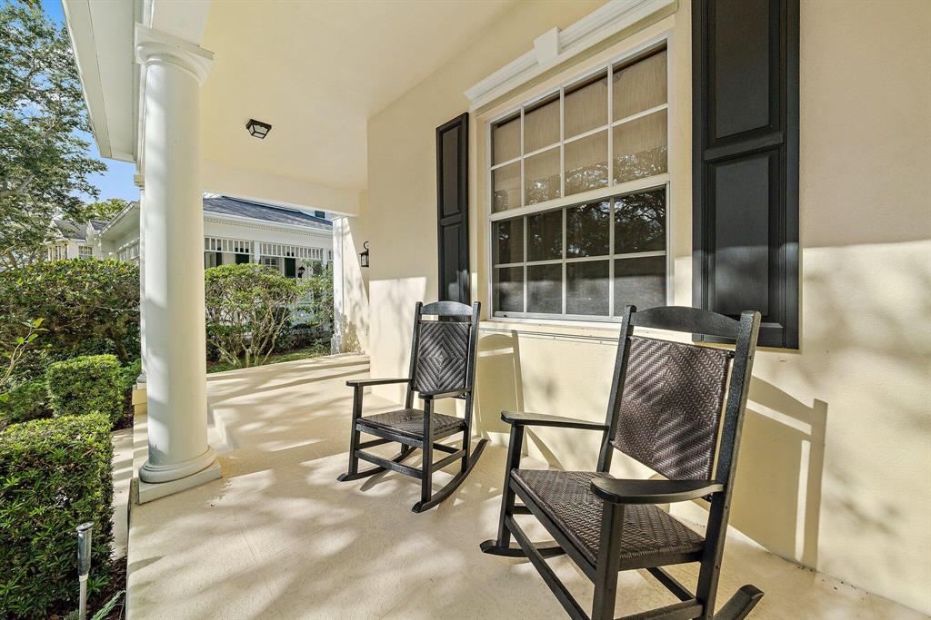 307 Sweet Bay Circle