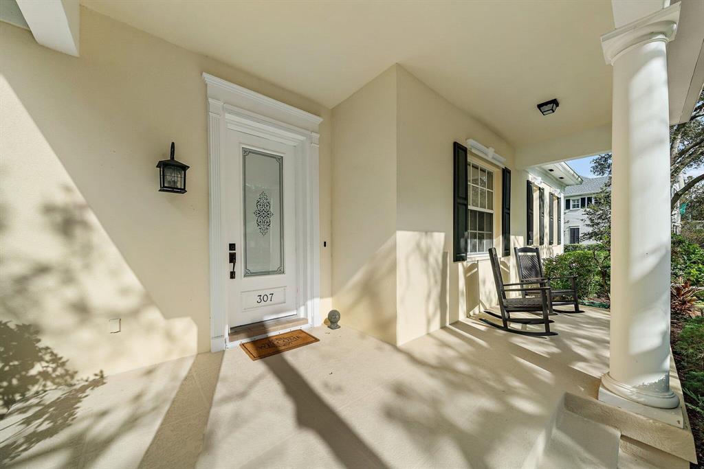 307 Sweet Bay Circle