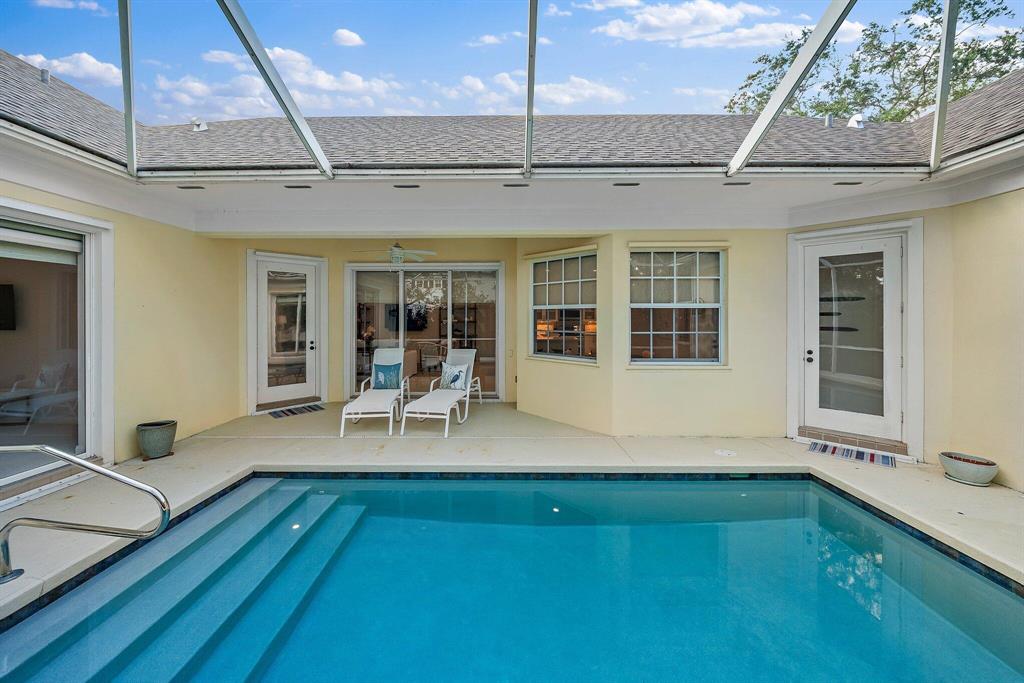 307 Sweet Bay Circle