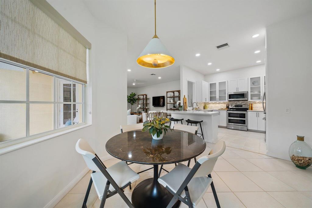 307 Sweet Bay Circle