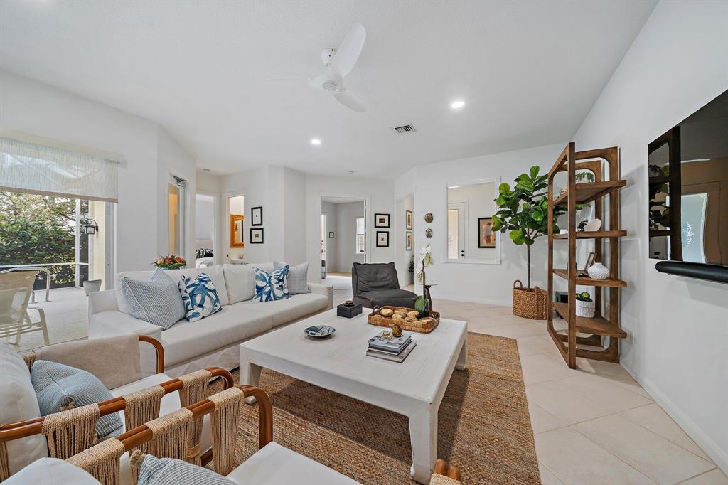 307 Sweet Bay Circle