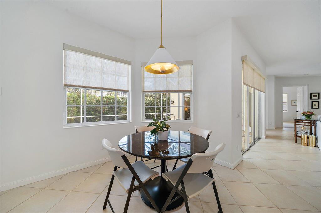 307 Sweet Bay Circle