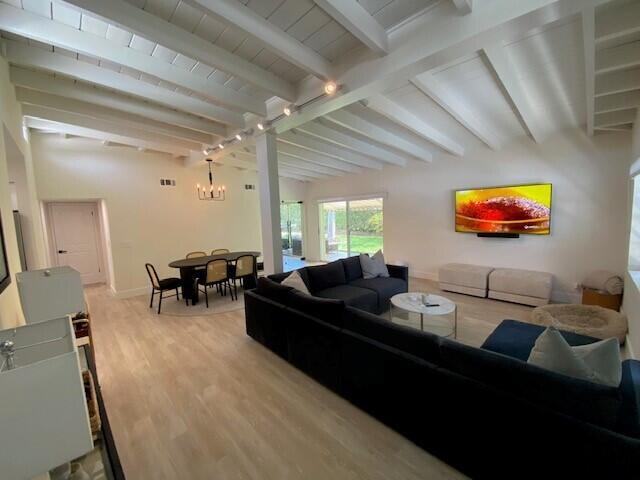 231 SE 3rd Avenue