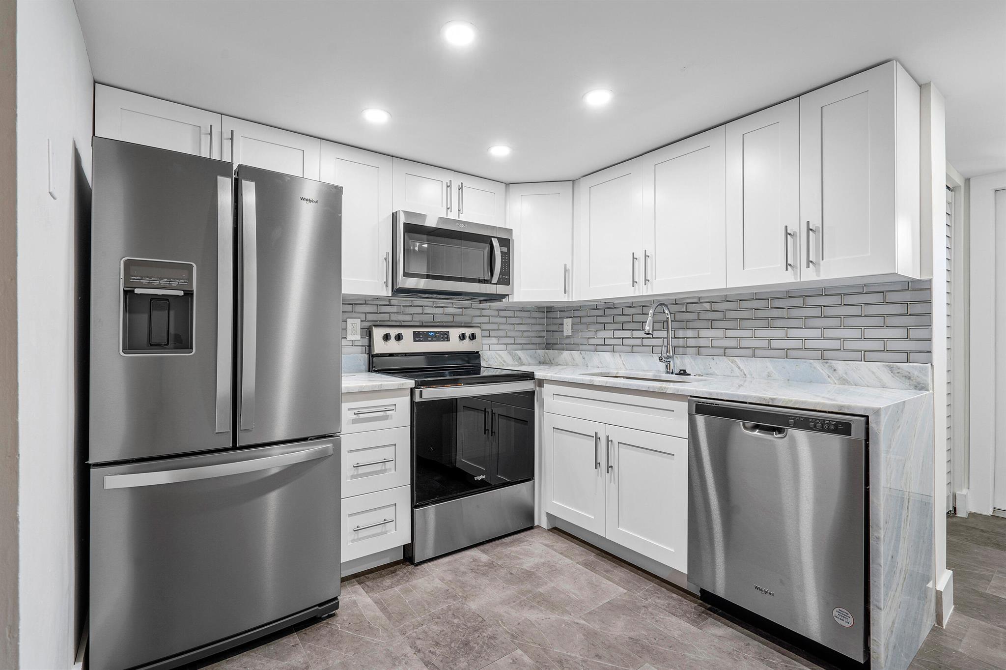 1850 Palm Trail Unit: 104
