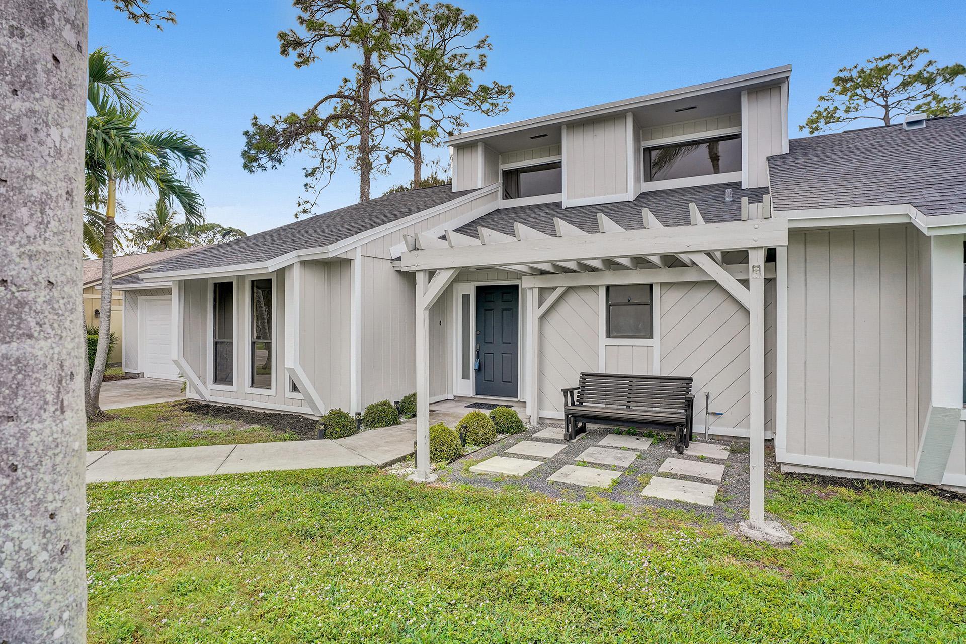 14349 Horseshoe Trace