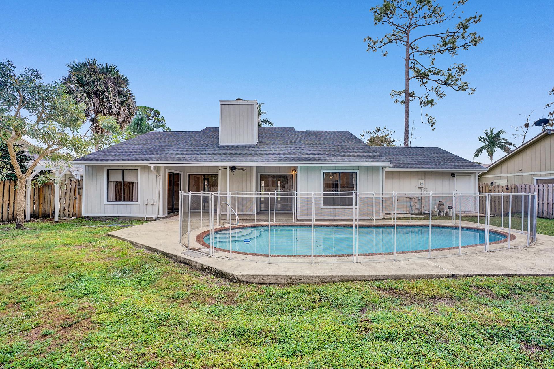 14349 Horseshoe Trace