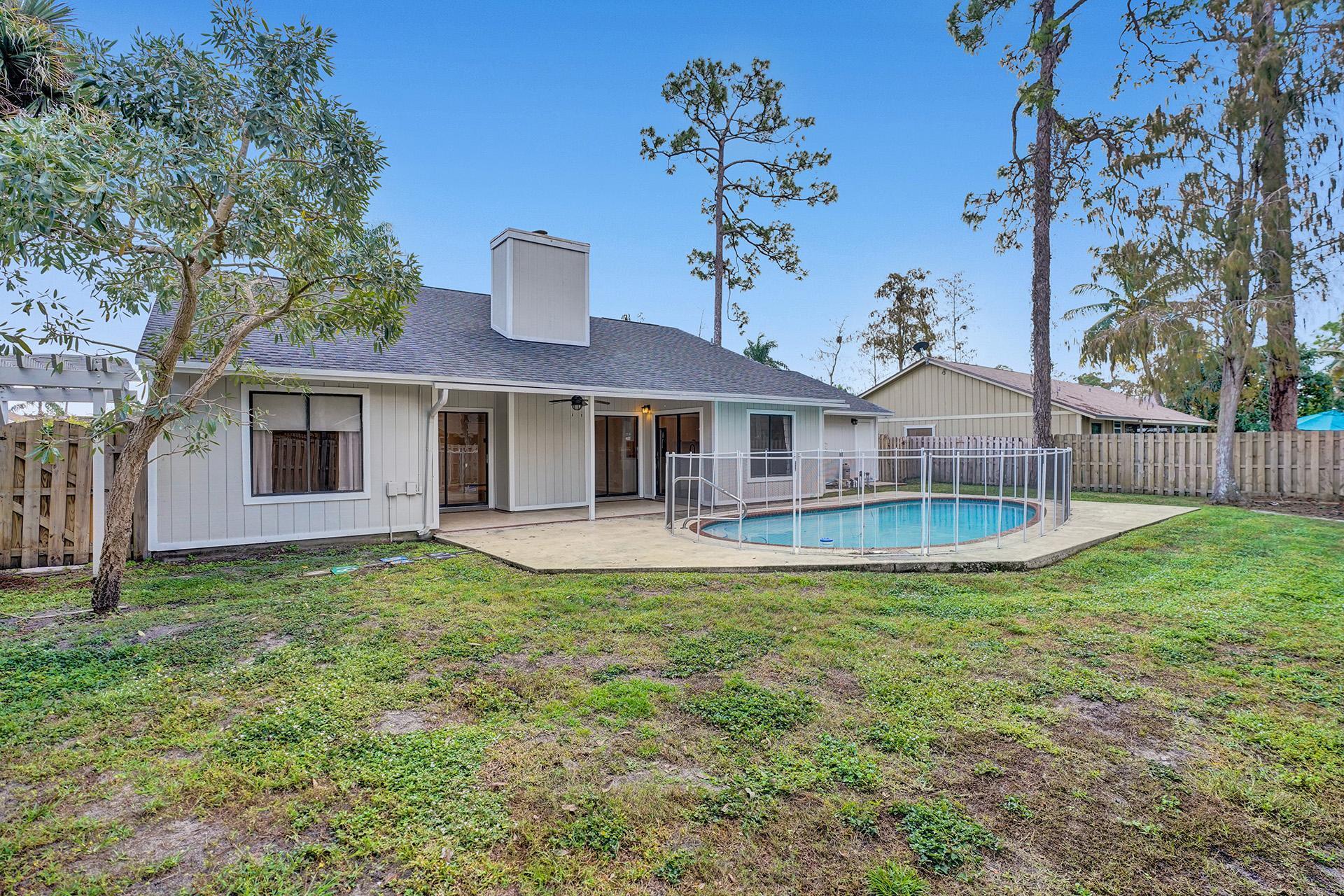 14349 Horseshoe Trace