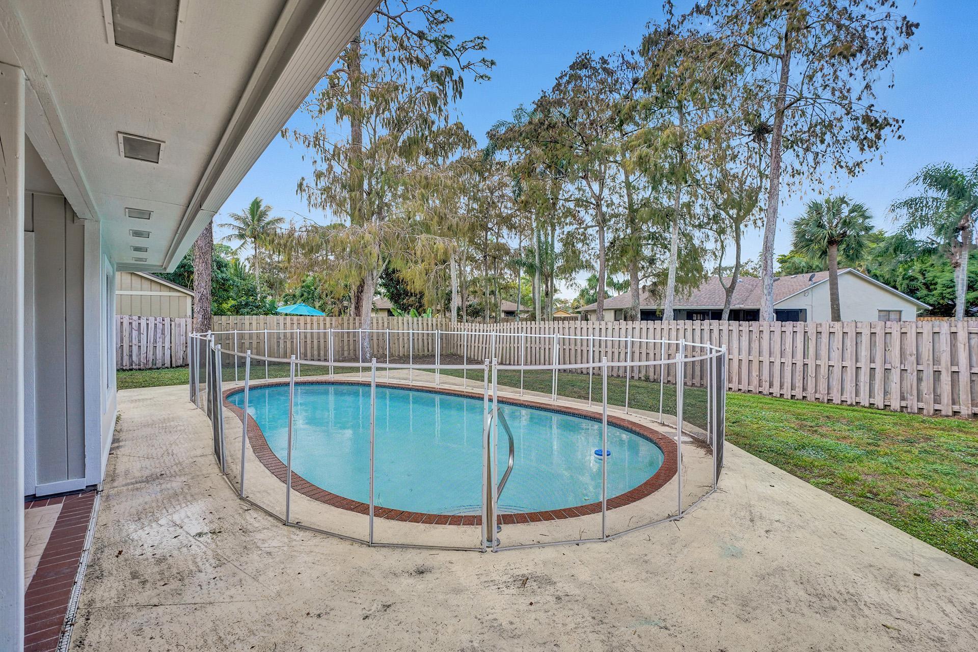 14349 Horseshoe Trace