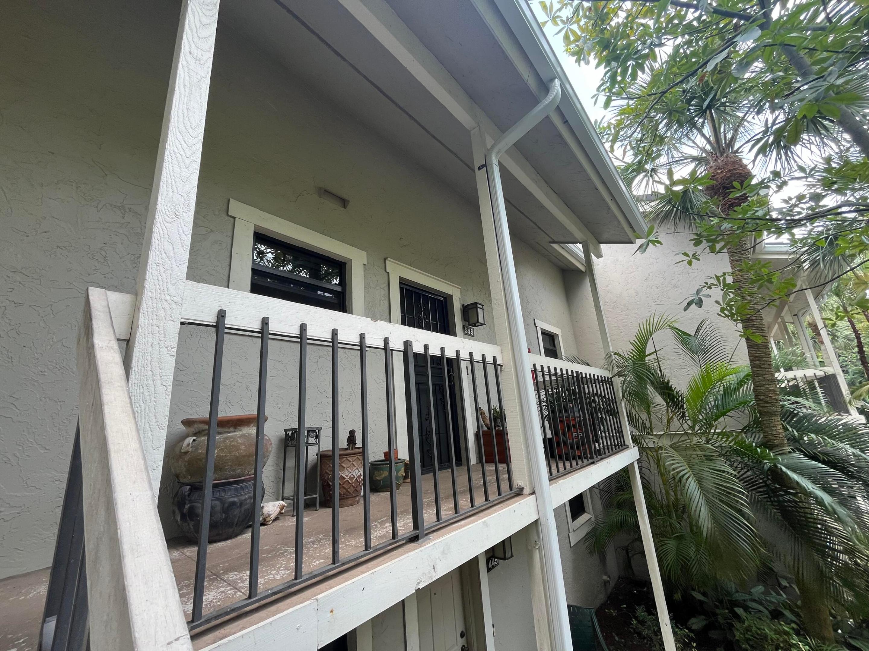 11863 Wimbeldon Circle 544