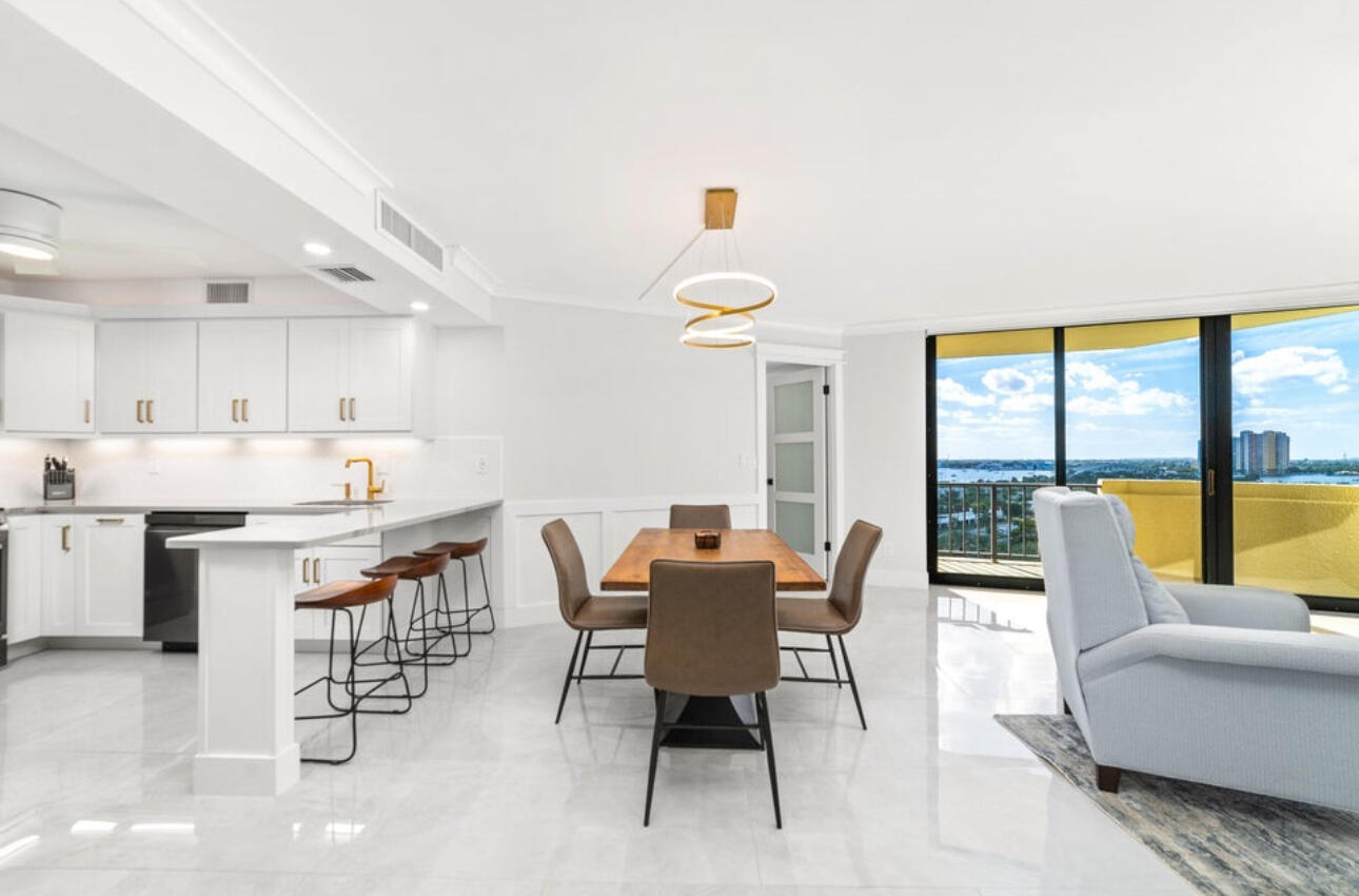 2800 N Ocean Drive B-11b