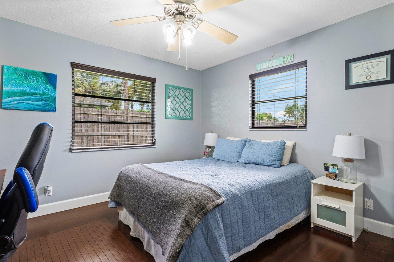 9179 Fashion Place